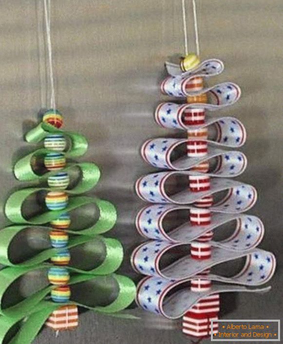zanimljive novogodišnje igračke s rukama na božićno drvce, slika 16