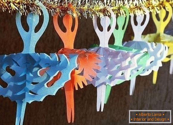 Božićna vijenac snježnih pahuljica vlastitim rukama, fotografija 58
