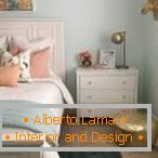 Elementi dekor u spavaćoj sobi za djevojku