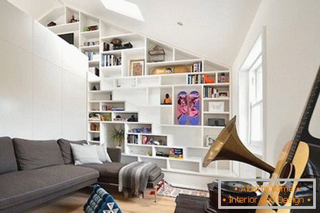 Mini apartman u potkrovlju u skandinavskom stilu
