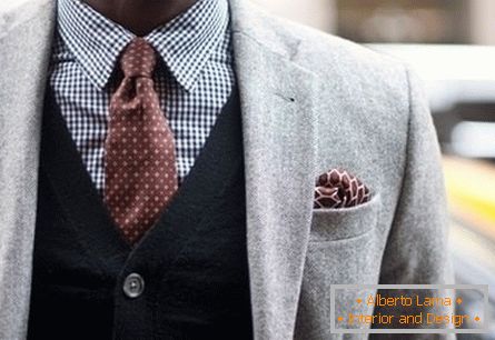 Izbor kravate za sivi kaput