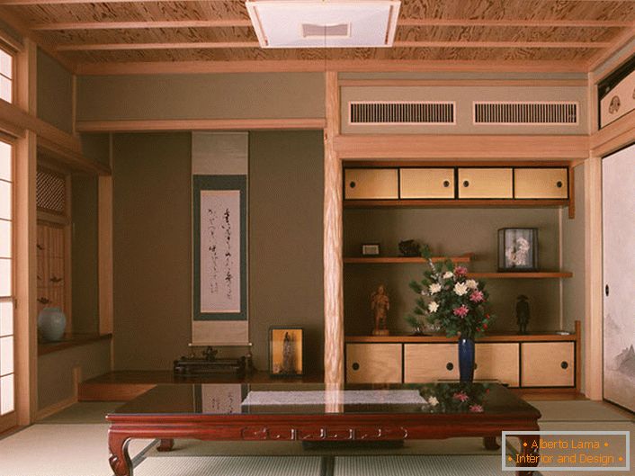 Stil japanskog minimalizma vrijedan je za korištenje prirodnih materijala za završnu obradu unutarnje uređenosti. 