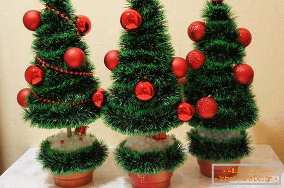 Božićno drvce s vlastitim ručno izrađenim člancima, slika 2