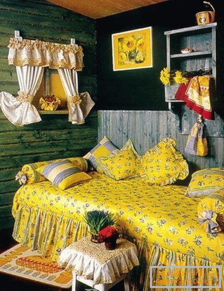 Spavaća soba s tekstilnim dekorom za ruski dizajn