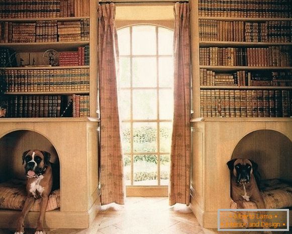 Kabine za pse u police za knjige