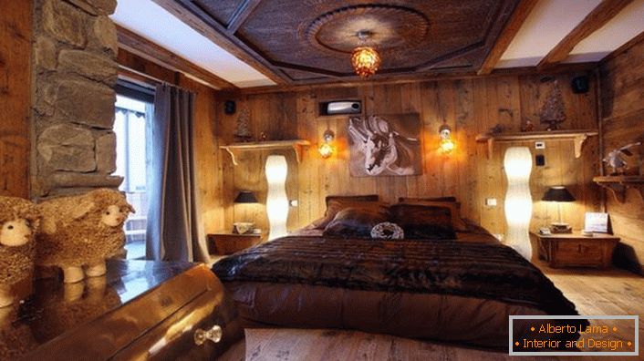 Luksuzna spavaća soba u stilu planinske kuće omogućuje Vam da se opustite u