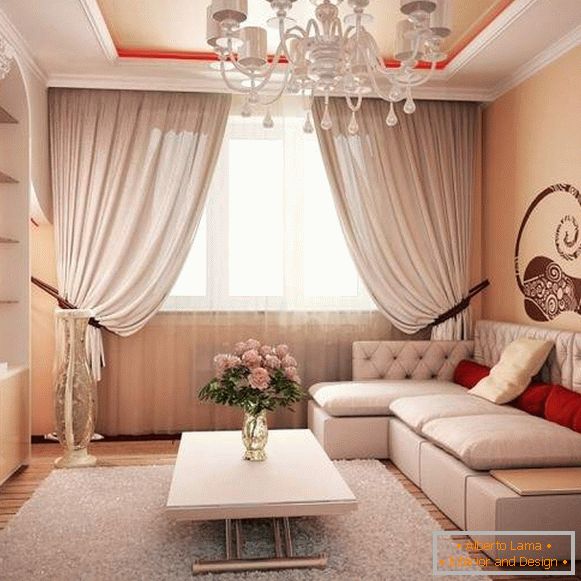 Interijer dnevne sobe u klasičnom stilu s štukoom