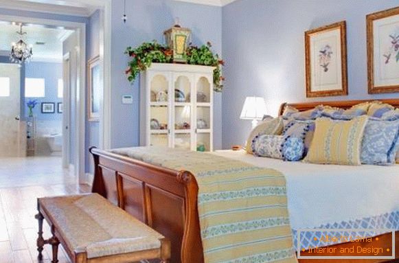 Renovirana spavaća soba u Provence stilu - najbolje ideje za dekor i ukras