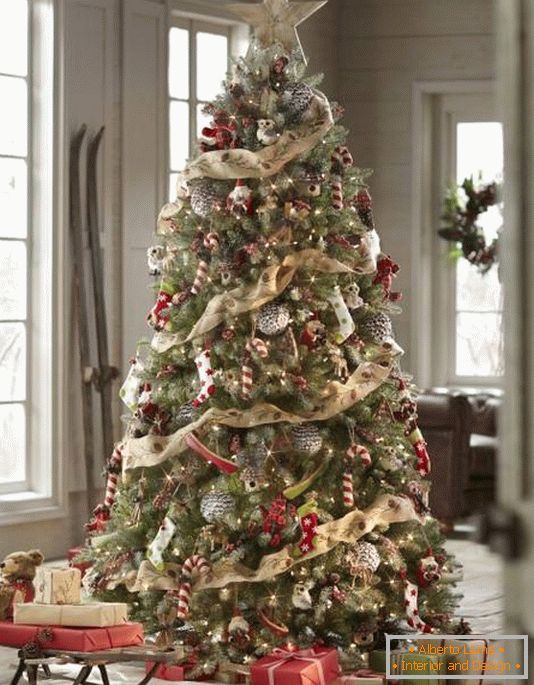 Božić-stablo-s-lijepih-dekoracije