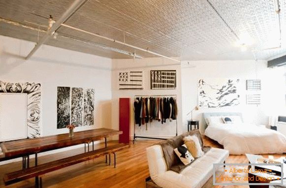 Studio apartman s svijetlim stropom