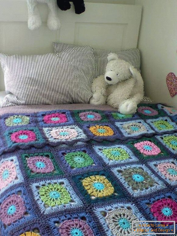 Pleteni pokrivači za krevet u vrtiću u stilu patchworka
