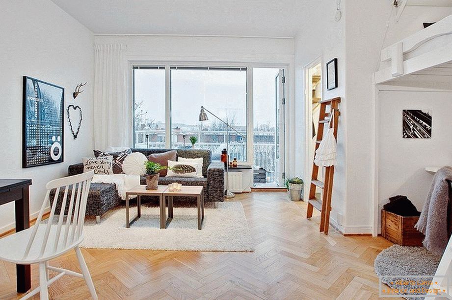 Apartman od 29 četvornih metara s visokim stropovima u Göteborgu
