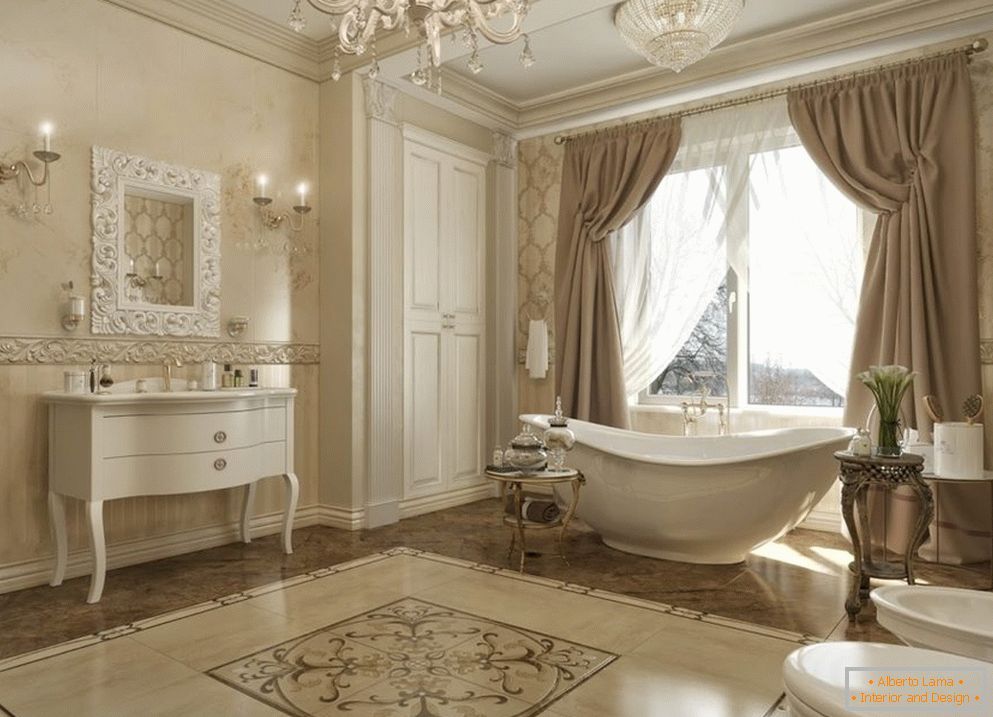Prozor s zavjesama u kupaonici u klasičnom stilu