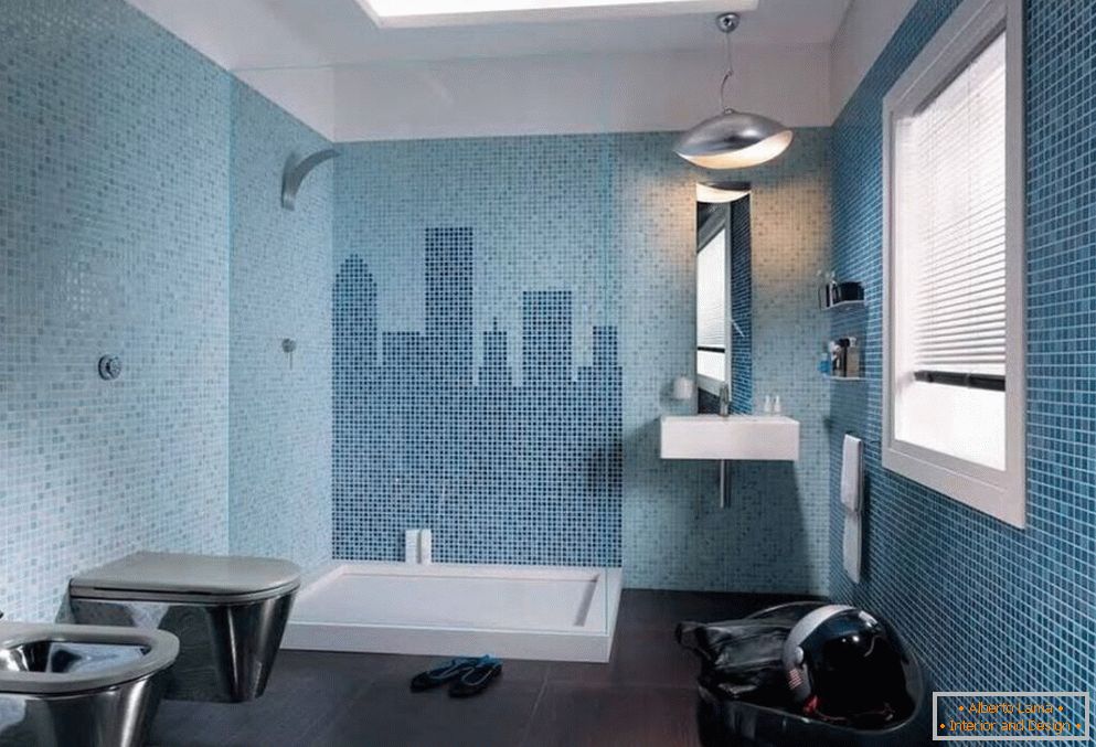 Mozaik izgleda tipkovnice в ванной