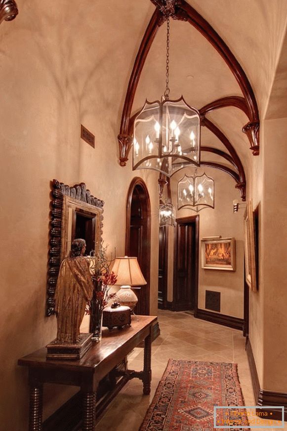 Venecijanska štukatura na fotografiji hodnika