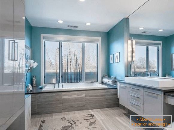 Interijer kupaonice u plavoj i sivoj boji fotografija