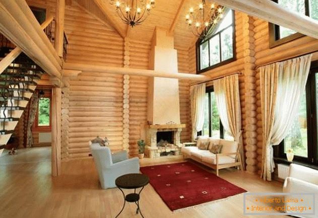 Dizajn interijera drvene ladanjske kuće iz trupaca