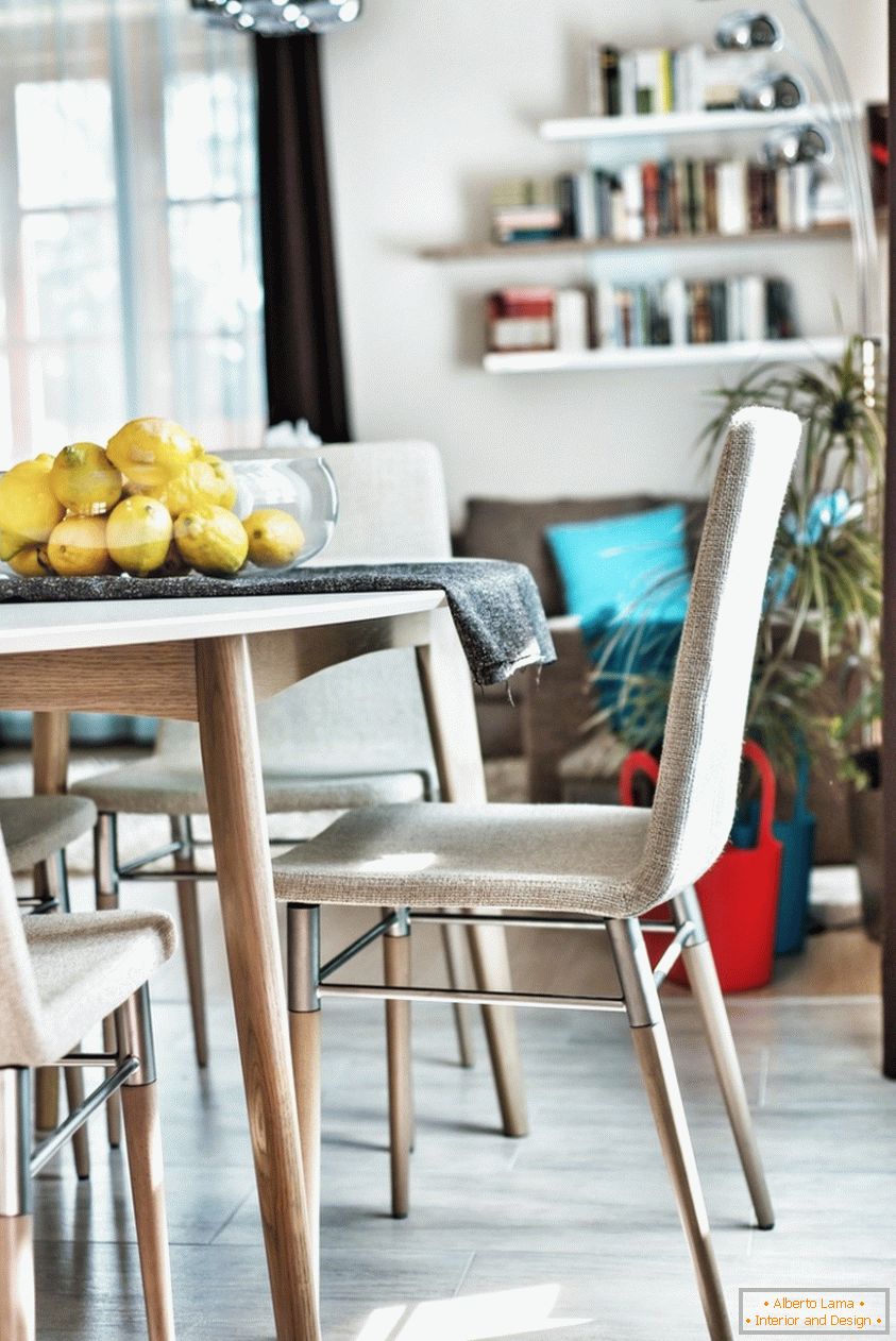 Dizajn interijera blagovaonice, stol s limunom