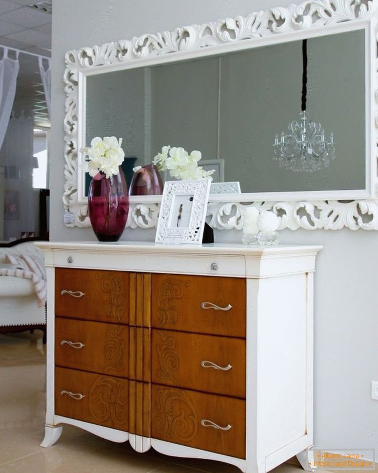 Ogledalo u spavaćoj sobi - foto primjeri smještaja u